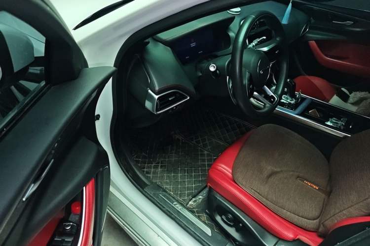 Used Jaguar XEL 2021 2.0T 250 PS R-DYNAMIC S Advanced Sport Edition Driver Seat