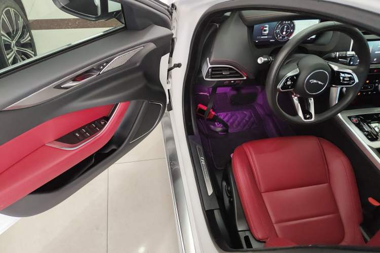 Used Jaguar XEL 2021 2.0T 250 PS R-DYNAMIC S Advanced Sport Edition Driver Seat