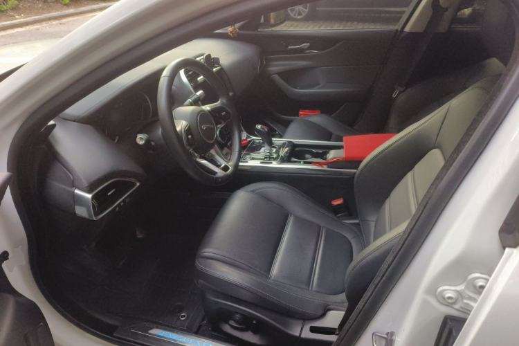 Used Jaguar XEL 2021 2.0T 250 PS S Progressive Elegance Edition Driver Seat