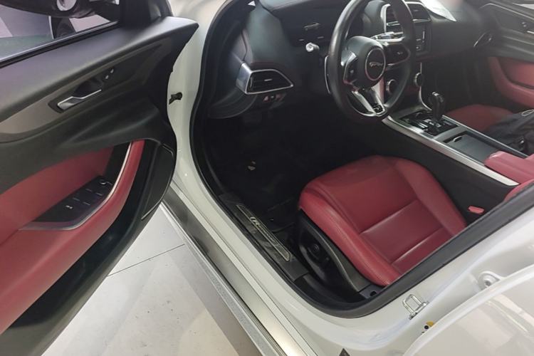 Used Jaguar XEL 2021 2.0T 250 PS R-DYNAMIC S Advanced Sport Edition Driver Seat
