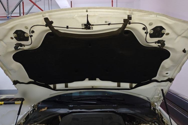 Used Jaguar XEL 2021 2.0T 250 PS R-DYNAMIC S Advanced Sport Edition Engine Bay