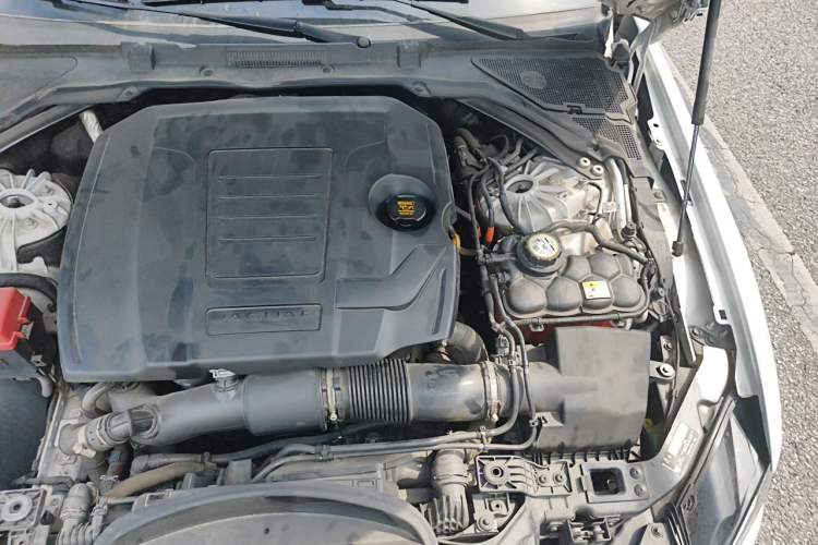 Used Jaguar XEL 2021 2.0T 250 PS R-DYNAMIC S Advanced Sport Edition Engine Bay Left