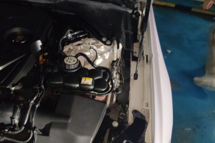 Used Jaguar XEL 2021 2.0T 250 PS R-DYNAMIC S Advanced Sport Edition Engine Bay Left