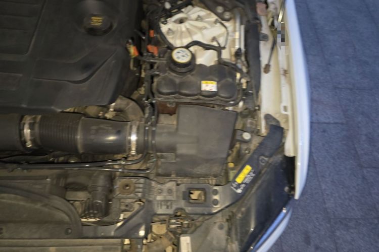 Used Jaguar XEL 2021 2.0T 250 PS R-DYNAMIC S Advanced Sport Edition Engine Bay Left