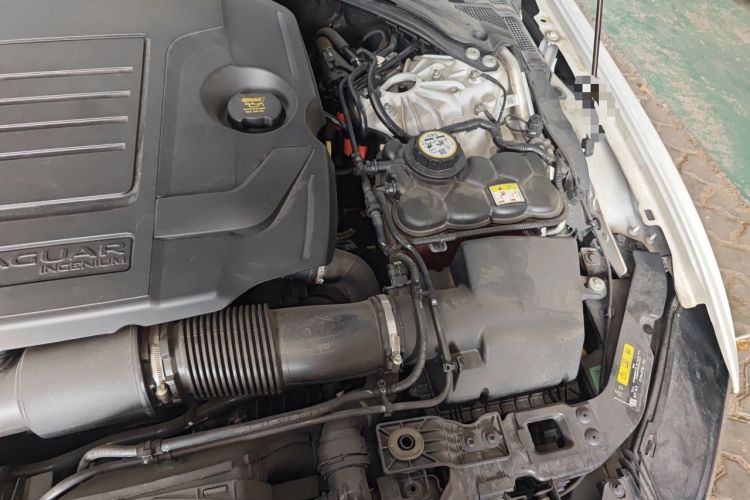 Used Jaguar XEL 2021 2.0T 250 PS S Progressive Elegance Edition Engine Bay Left