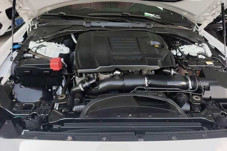 Used Jaguar XEL 2021 2.0T 250 PS R-DYNAMIC S Advanced Sport Edition Engine Bay