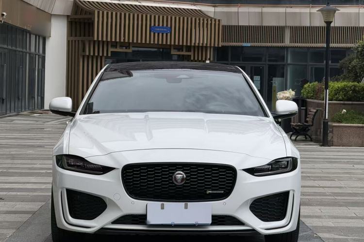 Used Jaguar XEL 2021 2.0T 250 PS Black Edition Sport Version Exterior 1