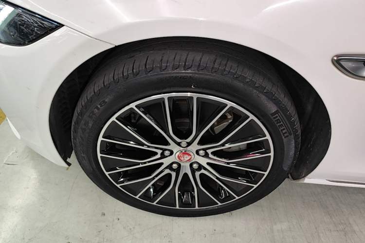 Used Jaguar XEL 2021 2.0T 250 PS S Progressive Elegance Edition Exterior 4