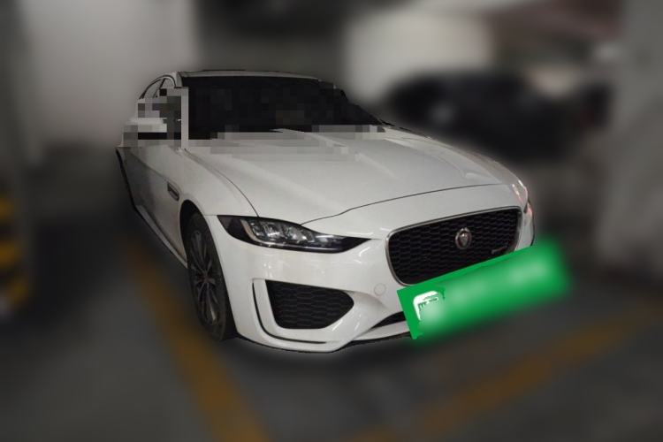 Used Jaguar XEL 2021 2.0T 200PS R-DYNAMIC Youth Sports Edition Front Right 45 Deg