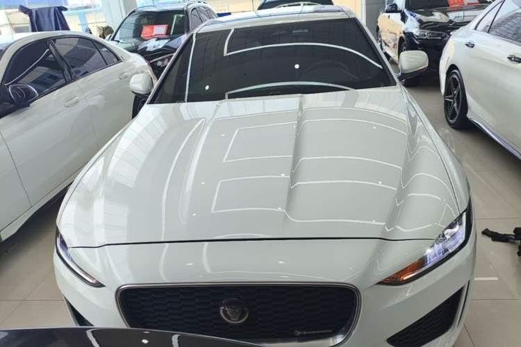 Used Jaguar XEL 2021 2.0T 200PS R-DYNAMIC Youth Sports Edition Front