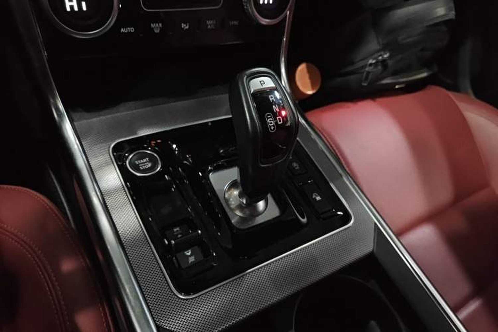 Used Jaguar XEL 2021 2.0T 250 PS R-DYNAMIC S Advanced Sport Edition Gear Lever