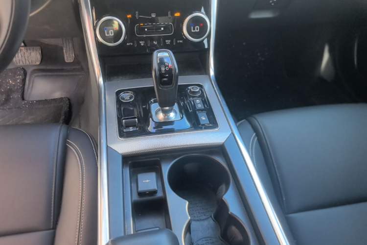 Used Jaguar XEL 2021 2.0T 250 PS R-DYNAMIC S Advanced Sport Edition Gear Lever