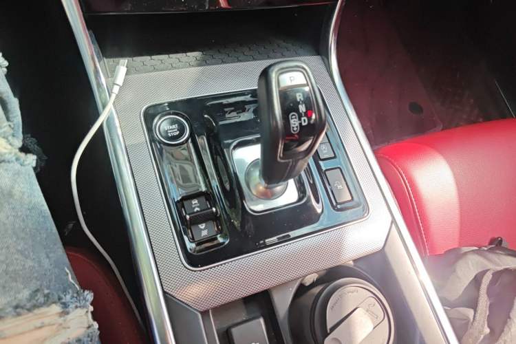Used Jaguar XEL 2021 2.0T 250 PS R-DYNAMIC S Advanced Sport Edition Gear Lever