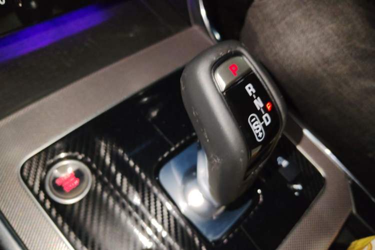 Used Jaguar XEL 2021 2.0T 250 PS R-DYNAMIC S Advanced Sport Edition Gear Lever