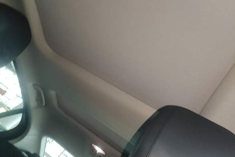 Used Jaguar XEL 2021 2.0T 250 PS S Progressive Elegance Edition Headliner