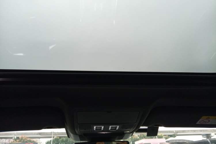 Used Jaguar XEL 2021 2.0T 250 PS R-DYNAMIC S Advanced Sport Edition Headliner