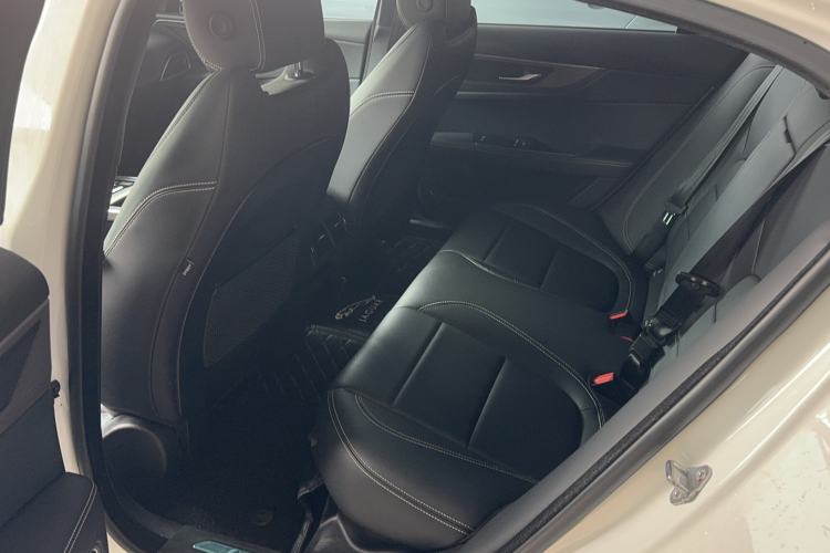Used Jaguar XEL 2021 2.0T 250 PS R-DYNAMIC S Advanced Sport Edition Interior 1