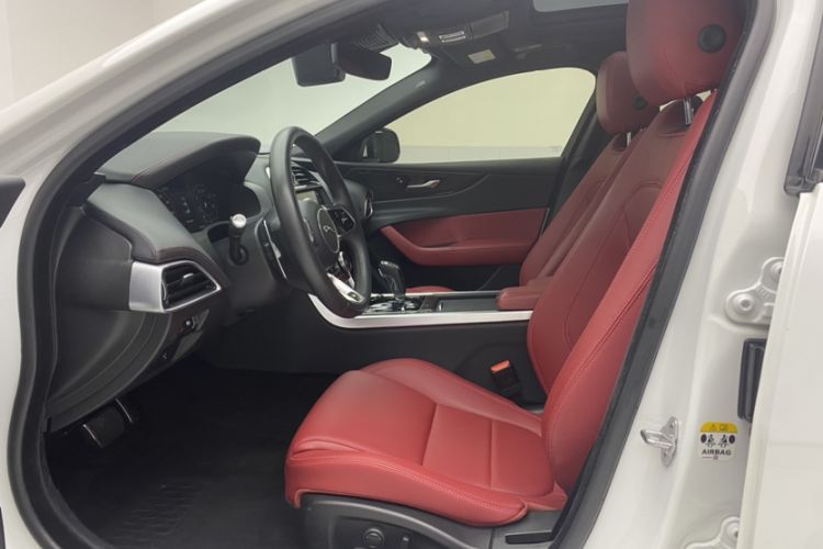 Used Jaguar XEL 2021 2.0T 250 PS Black Edition Sport Version Interior 2
