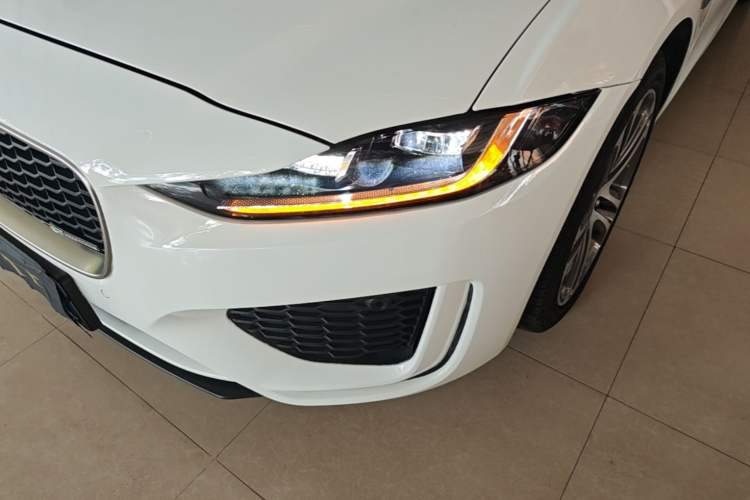 Used Jaguar XEL 2021 2.0T 250 PS R-DYNAMIC S Advanced Sport Edition Left Front Headlight