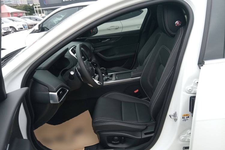 Used Jaguar XEL 2021 2.0T 250 PS R-DYNAMIC S Advanced Sport Edition Left Front Seat