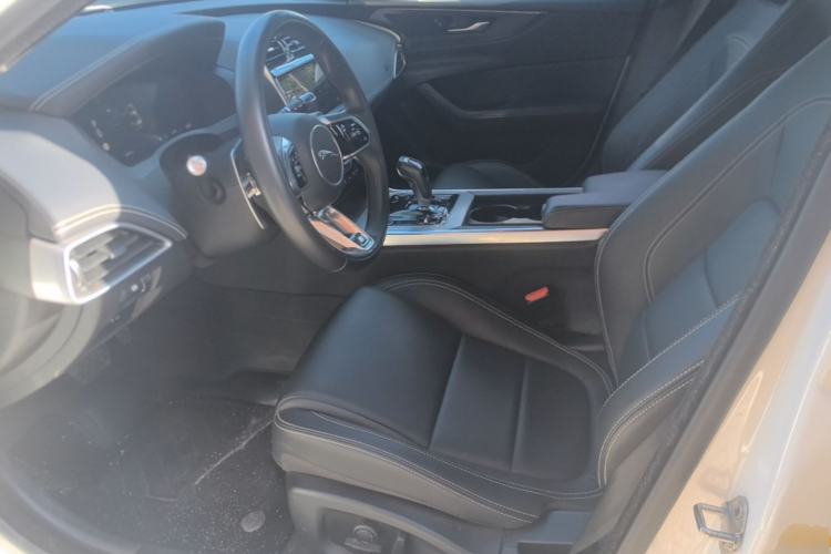 Used Jaguar XEL 2021 2.0T 250 PS R-DYNAMIC S Advanced Sport Edition Left Front Seat