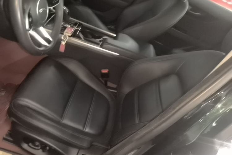 Used Jaguar XEL 2021 2.0T 250 PS S Progressive Elegance Edition Left Front Seat
