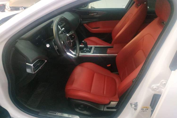 Used Jaguar XEL 2021 2.0T 250 PS R-DYNAMIC S Advanced Sport Edition Left Front Seat