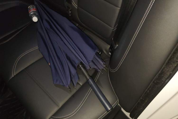 Used Jaguar XEL 2021 2.0T 250 PS R-DYNAMIC S Advanced Sport Edition Left Rear Seat