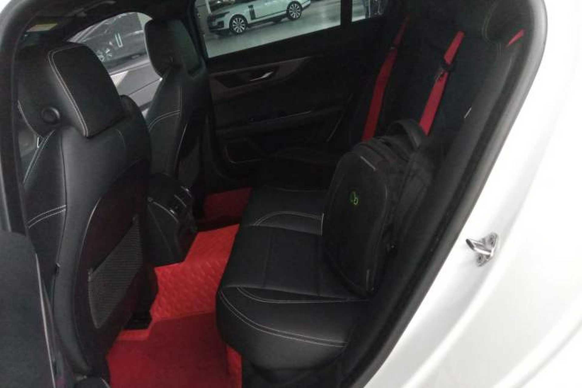 Used Jaguar XEL 2021 2.0T 250 PS R-DYNAMIC S Advanced Sport Edition Left Rear Seat