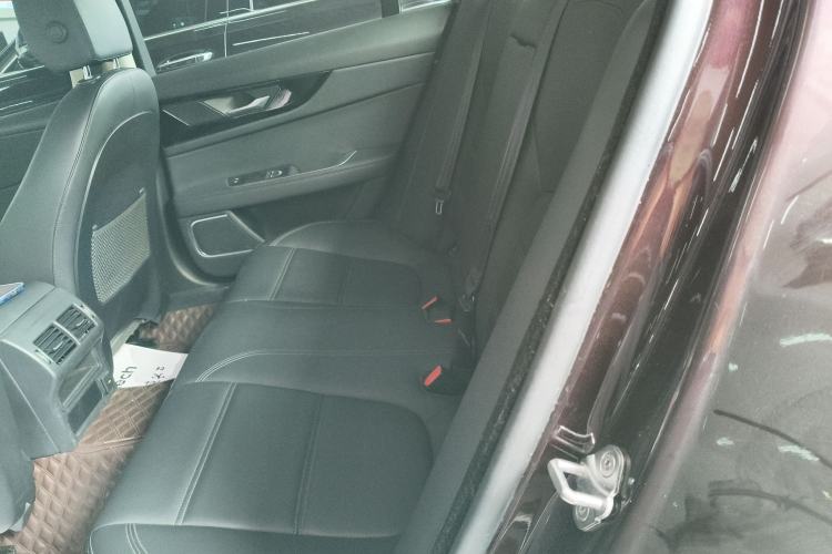 Used Jaguar XEL 2021 2.0T 250 PS S Progressive Elegance Edition Left Rear Seat