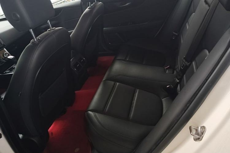 Used Jaguar XEL 2021 2.0T 250 PS S Progressive Elegance Edition Left Rear Seat