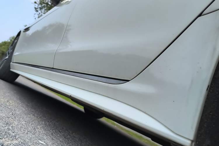 Used Jaguar XEL 2021 2.0T 250 PS R-DYNAMIC S Advanced Sport Edition Left Side Sill
