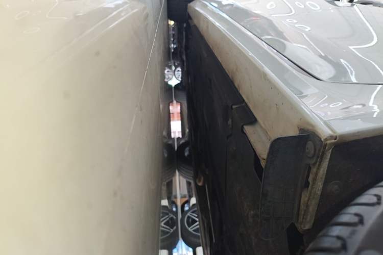 Used Jaguar XEL 2021 2.0T 200PS R-DYNAMIC Youth Sports Edition Left Side Sill