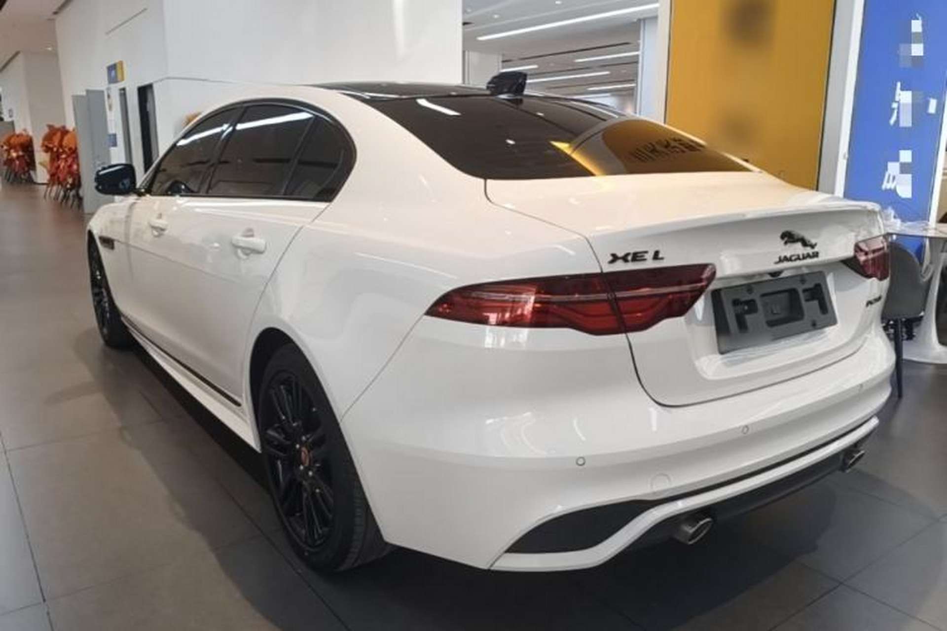 Used Jaguar XEL 2021 2.0T 250 PS Black Edition Sport Version Rear Left 45 Deg