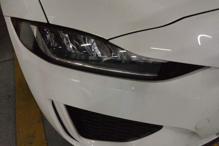 Used Jaguar XEL 2021 2.0T 200PS R-DYNAMIC Youth Sports Edition Right Front Headlight