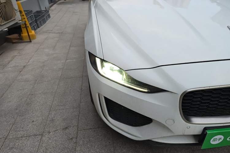Used Jaguar XEL 2021 2.0T 250 PS R-DYNAMIC S Advanced Sport Edition Right Front Headlight