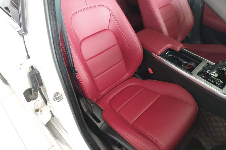 Used Jaguar XEL 2021 2.0T 250 PS R-DYNAMIC S Advanced Sport Edition Right Front Seat