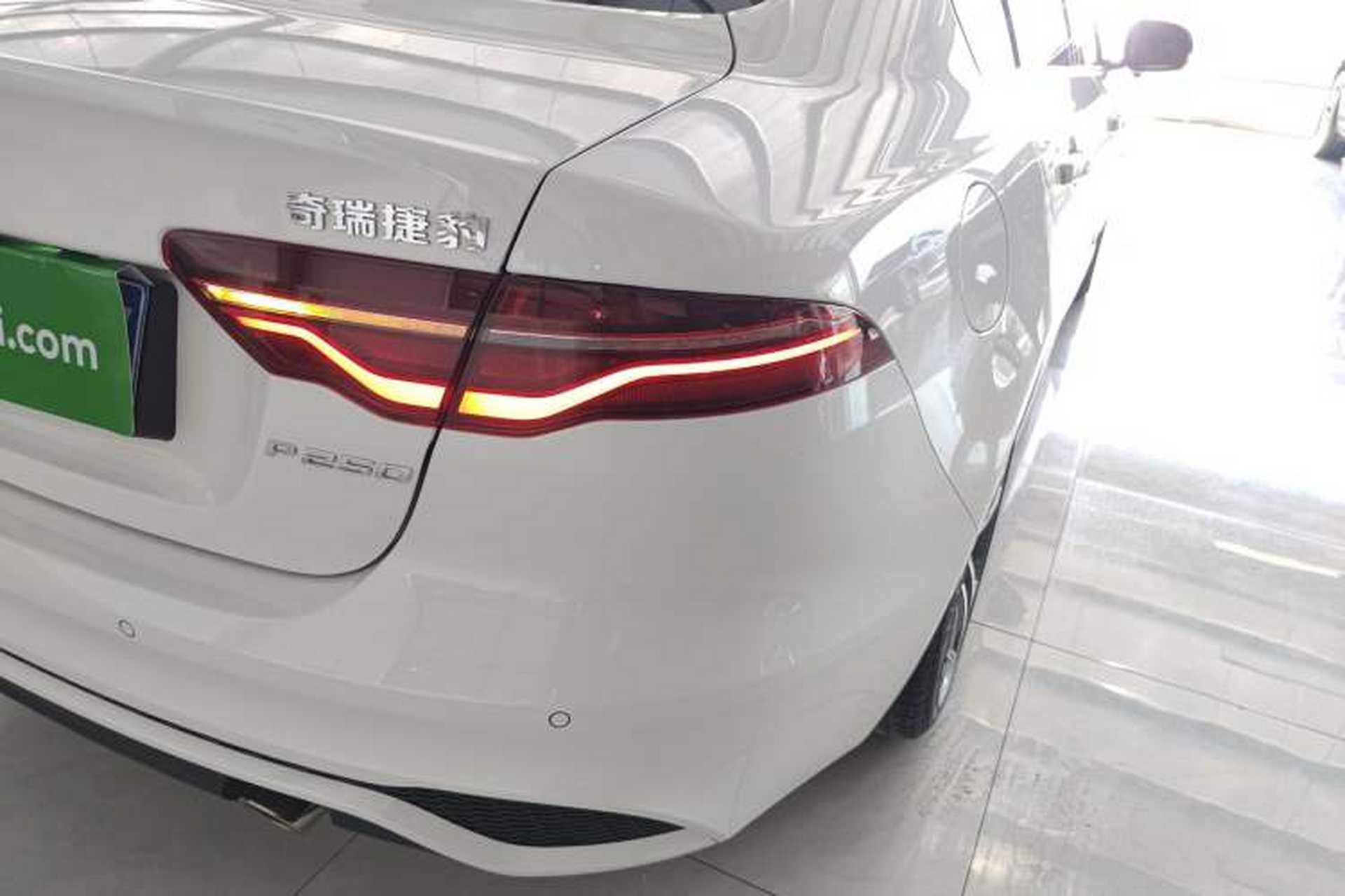 Used Jaguar XEL 2021 2.0T 250 PS R-DYNAMIC S Advanced Sport Edition Right Rear Taillight