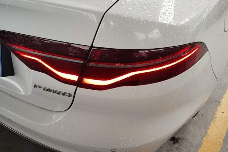 Used Jaguar XEL 2021 2.0T 250 PS S Progressive Elegance Edition Right Rear Taillight
