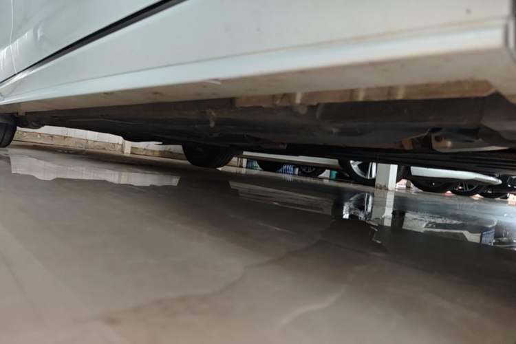Used Jaguar XEL 2021 2.0T 250 PS R-DYNAMIC S Advanced Sport Edition Right Side Sill
