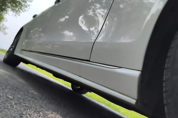 Used Jaguar XEL 2021 2.0T 250 PS R-DYNAMIC S Advanced Sport Edition Right Side Sill