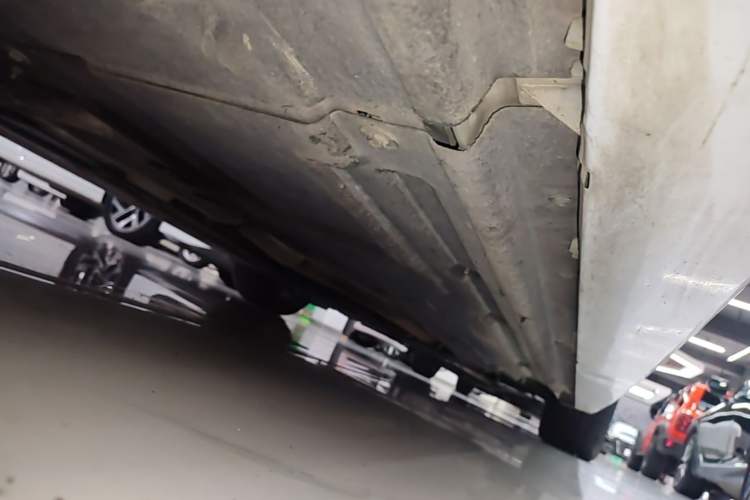 Used Jaguar XEL 2021 2.0T 200PS R-DYNAMIC Youth Sports Edition Right Side Sill