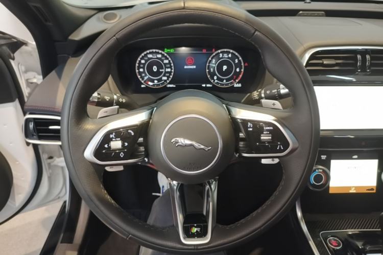 Used Jaguar XEL 2021 2.0T 250 PS Black Edition Sport Version Steering Wheel