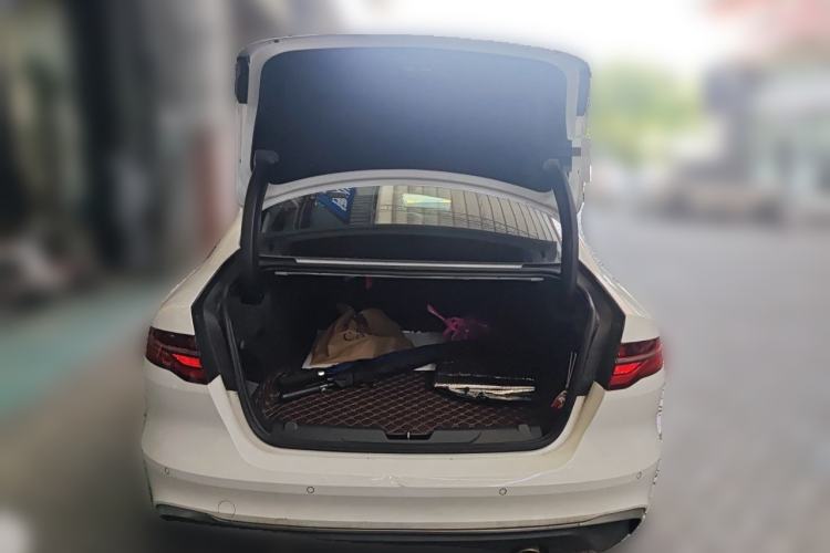 Used Jaguar XEL 2021 2.0T 250 PS S Progressive Elegance Edition Trunk