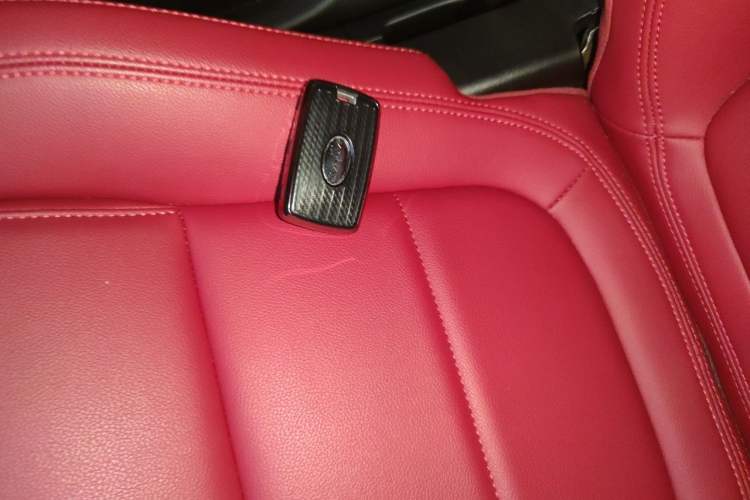 Used Jaguar XEL 2021 2.0T 250 PS Black Edition Sport Version Vehicle Key