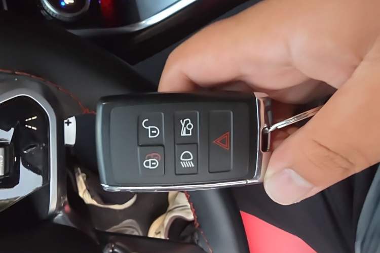 Used Jaguar XEL 2021 2.0T 250 PS R-DYNAMIC S Advanced Sport Edition Vehicle Key