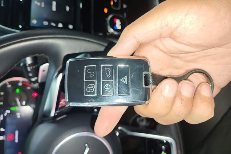 Used Jaguar XEL 2021 2.0T 200PS R-DYNAMIC Youth Sports Edition Vehicle Key