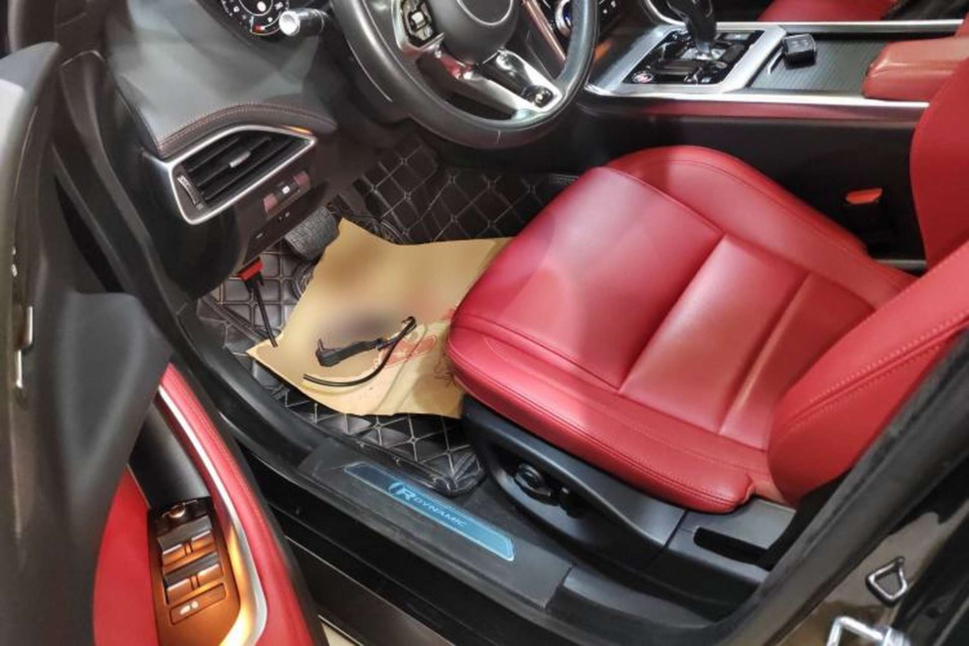 Used Jaguar XEL 2022 2.0T 250 PS R-DYNAMIC S Advanced Sport Edition Driver Seat