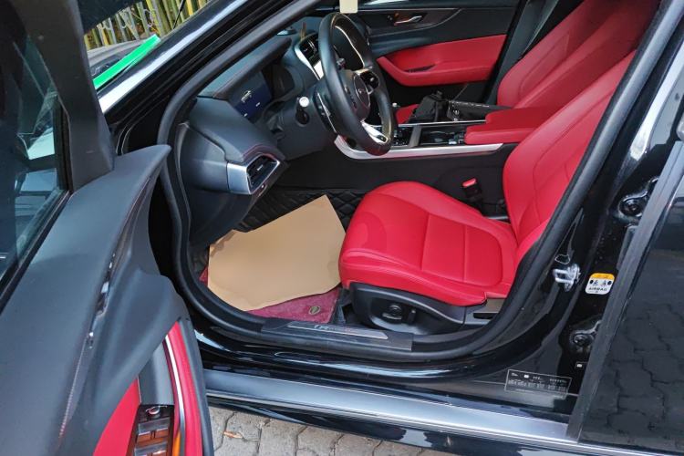 Used Jaguar XEL 2022 2.0T 250 PS R-DYNAMIC S Advanced Sport Edition Driver Seat