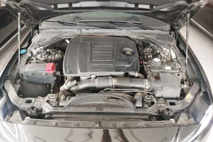Used Jaguar XEL 2022 2.0T 250 PS R-DYNAMIC S Advanced Sport Edition Engine Bay